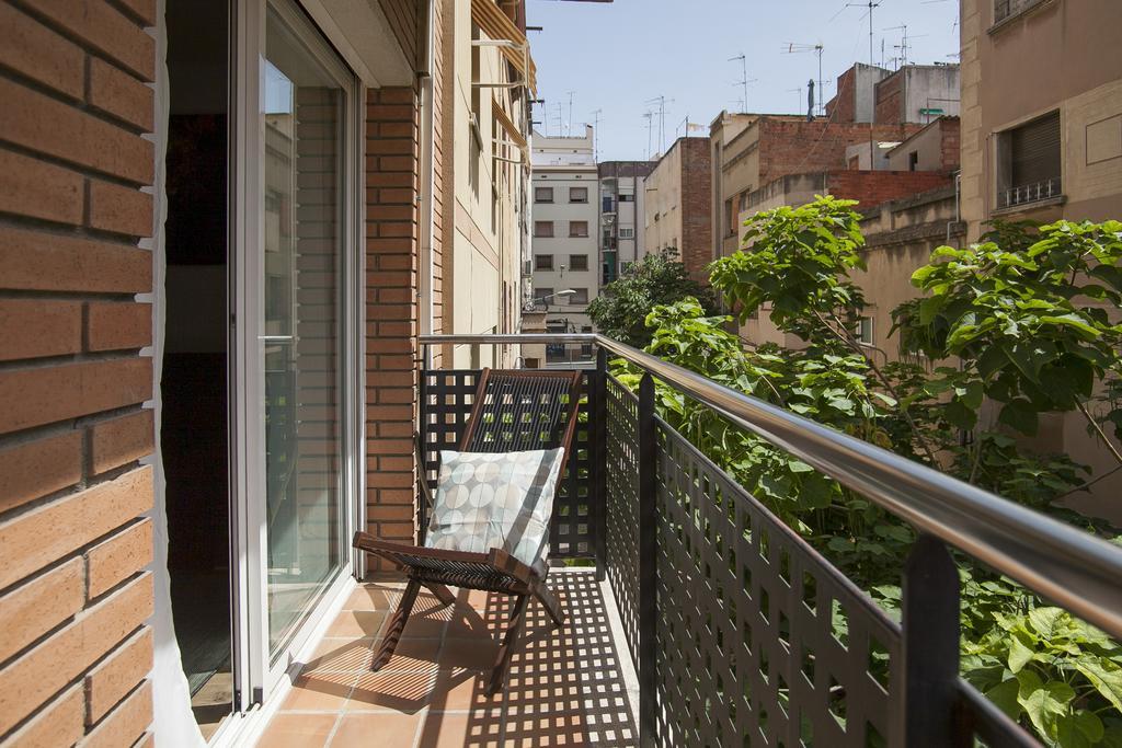 Tendency Apartments Fira Оспиталет де Лобрегат Екстериор снимка
